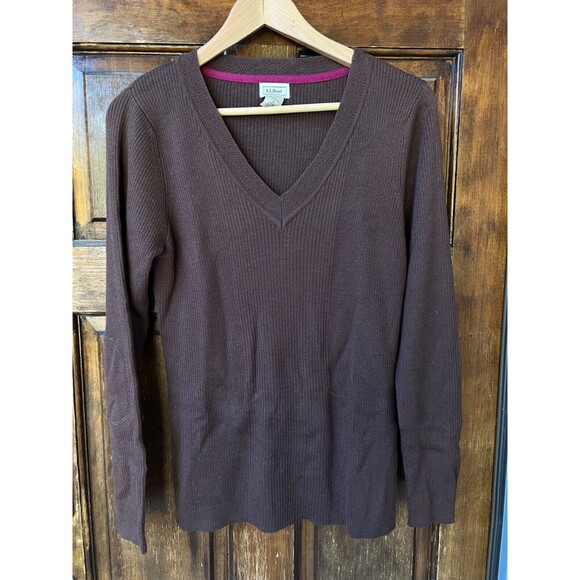 L.L. Bean V-Neck Sweater Ribbed Long Sleeve Merino Wool | Brown | Size Medium - Picture 1 of 15